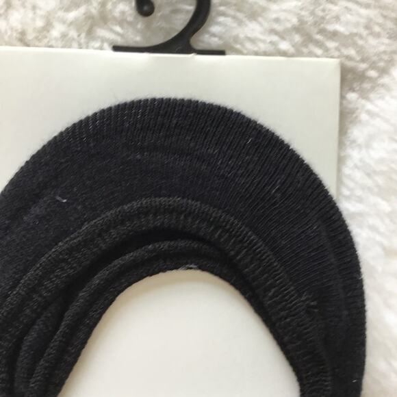 Calvin Klein Black 2 Pairs Non-Slip Heel Socks - Picture 3 of 8